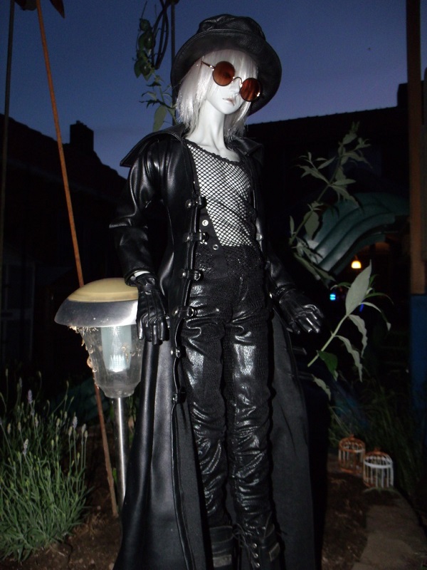 Dark posing.jpg